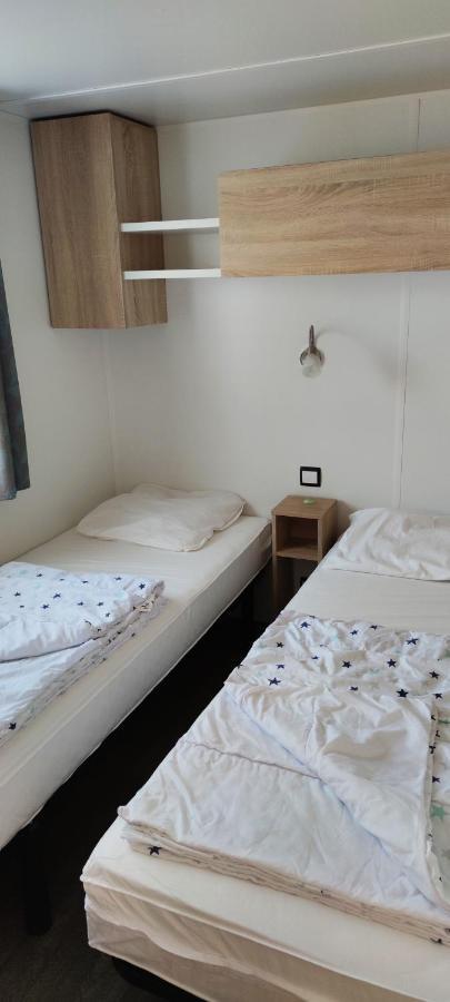 Assist' Mobil Home 348 - Mobil Home 3 Chambres Tout Confort 翁赞 外观 照片